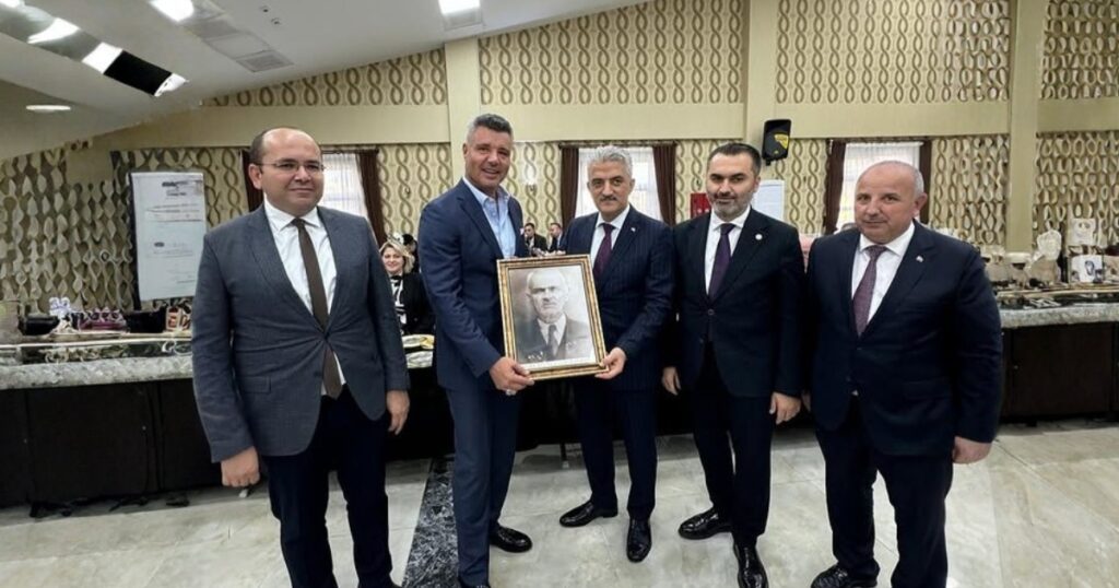 Sadettin Saran main sources of income and how he makes money 2026