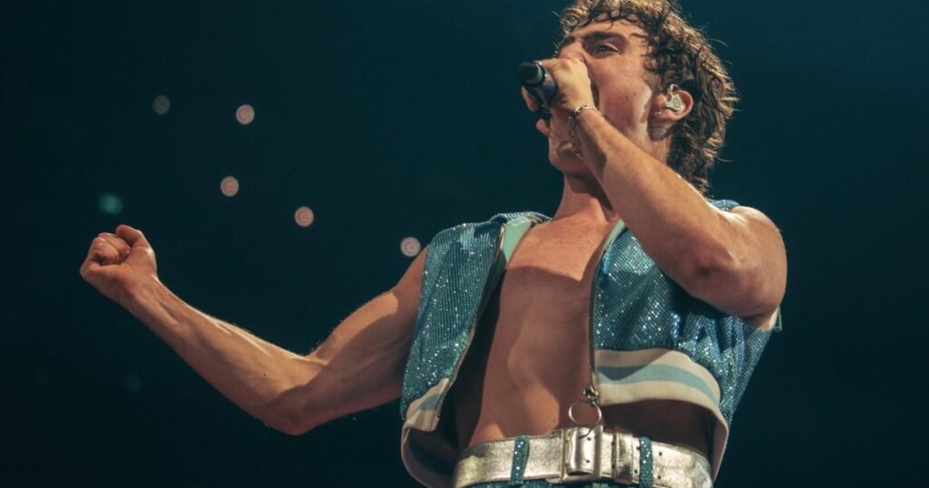 Benson Boone performing at London's O2 arena during his tour